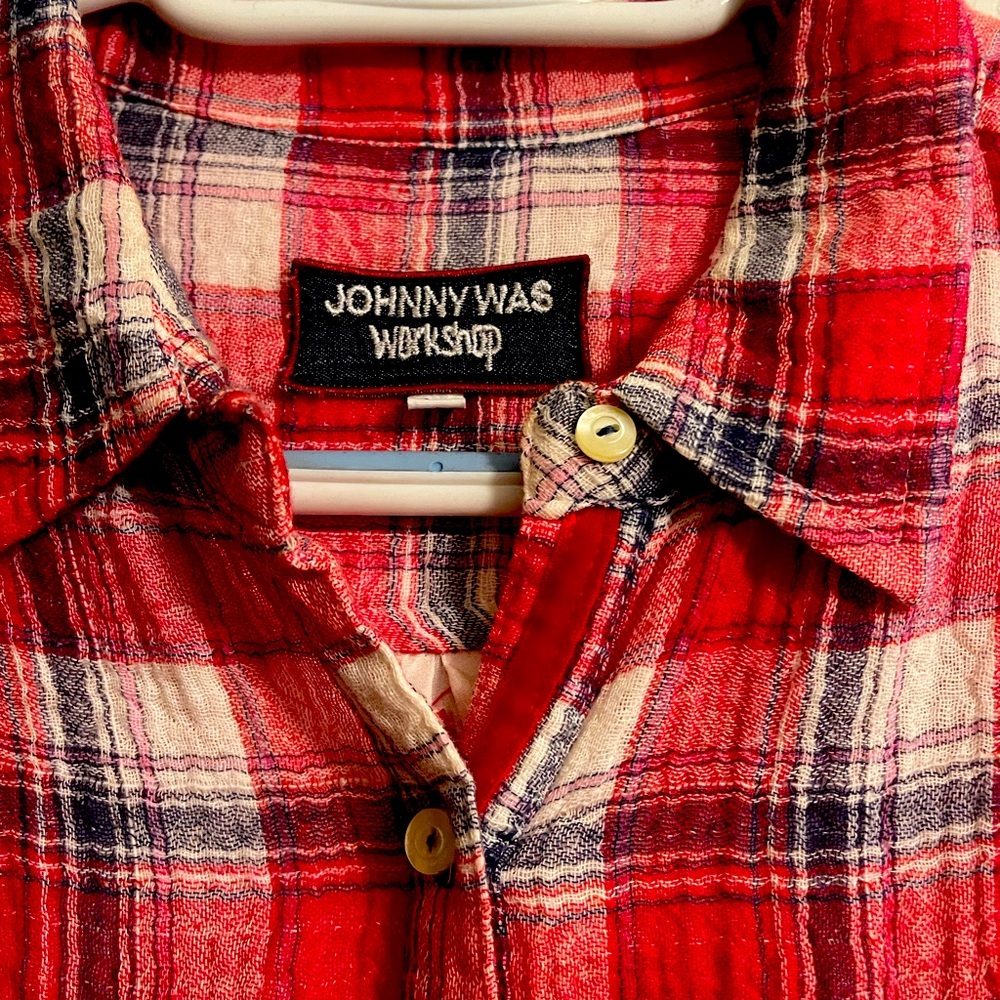 Johnny Was womens shirt